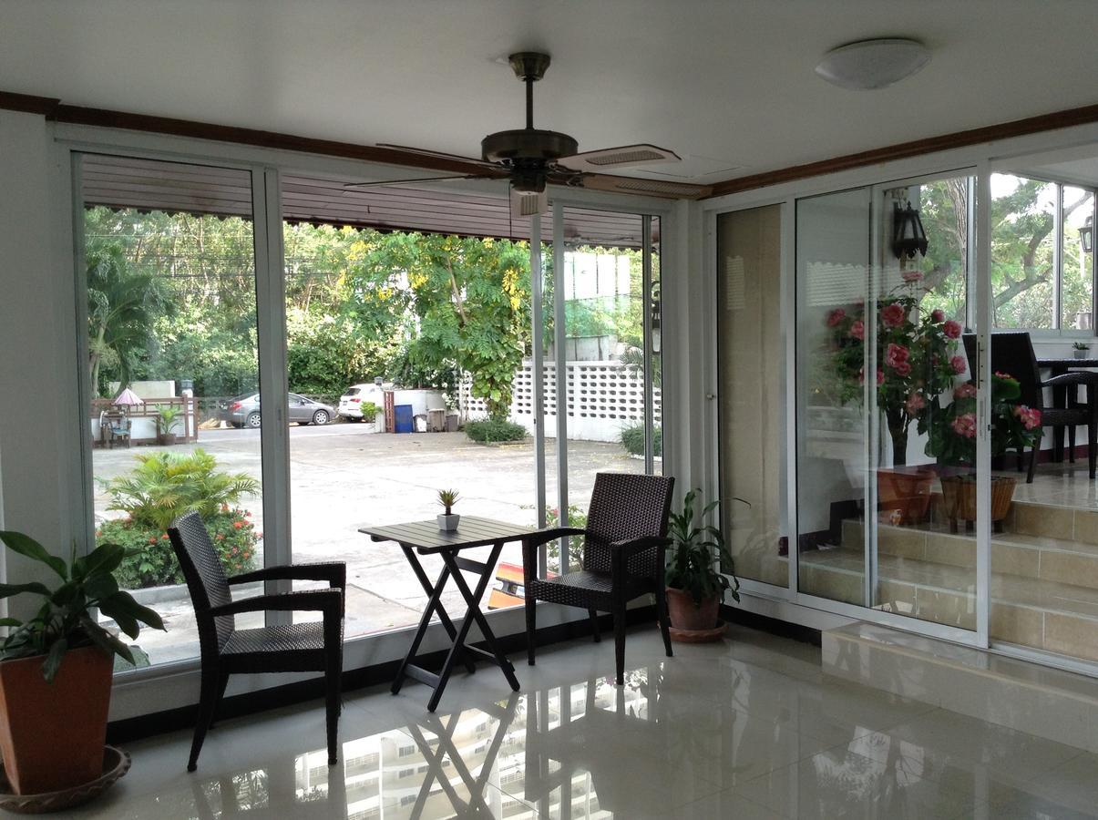 Jomtien Cozy Inn Pattaya Exterior photo